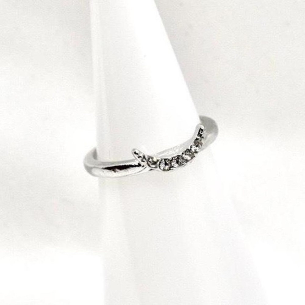 Crescent Moon Ring - Picture 3 of 3